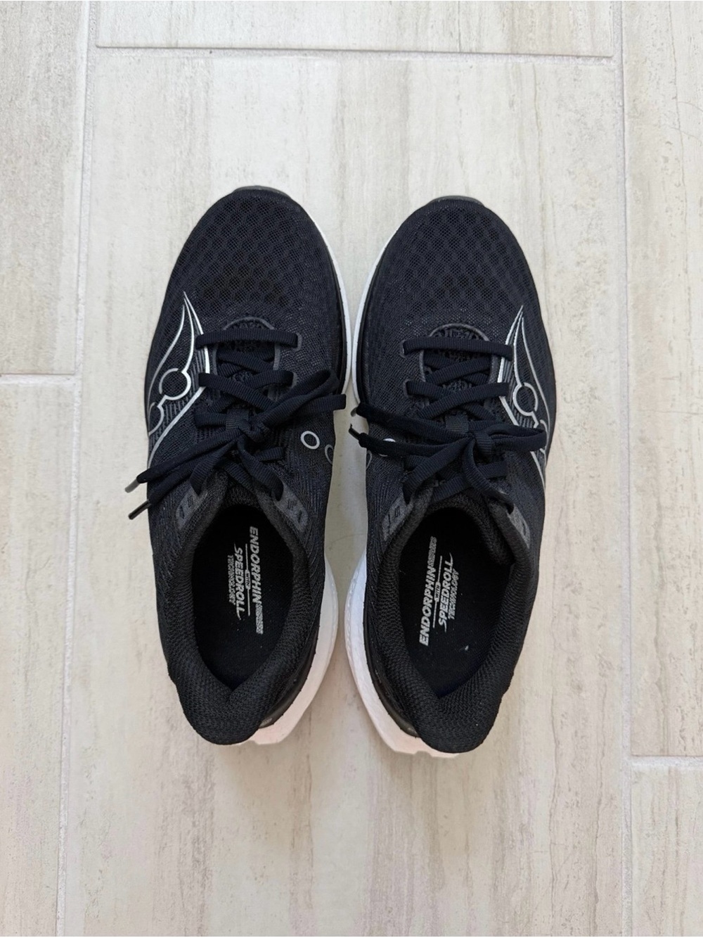 Saucony Endorphin Speed 5 womenโs size 7